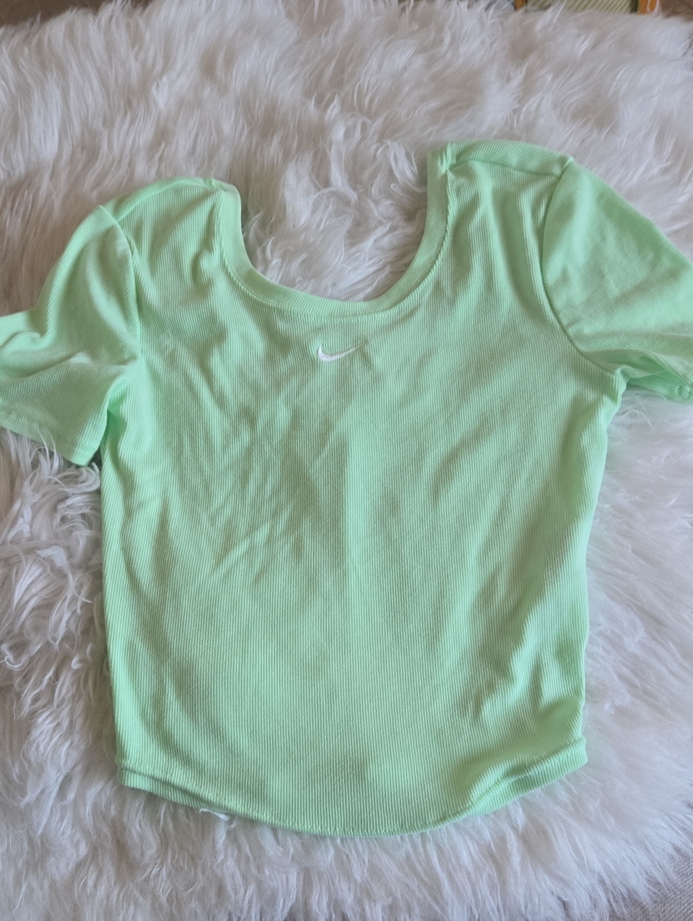 Nike Women's Mint Green Scoop Neck Ribbed Short Sleeve Tee